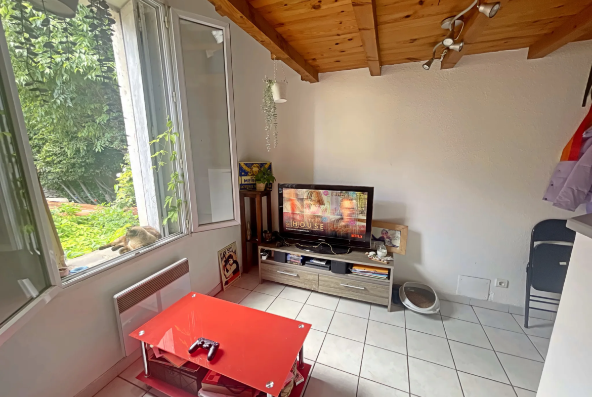 À vendre : Studio Mezzanine de 21.53 m² à Montpellier 