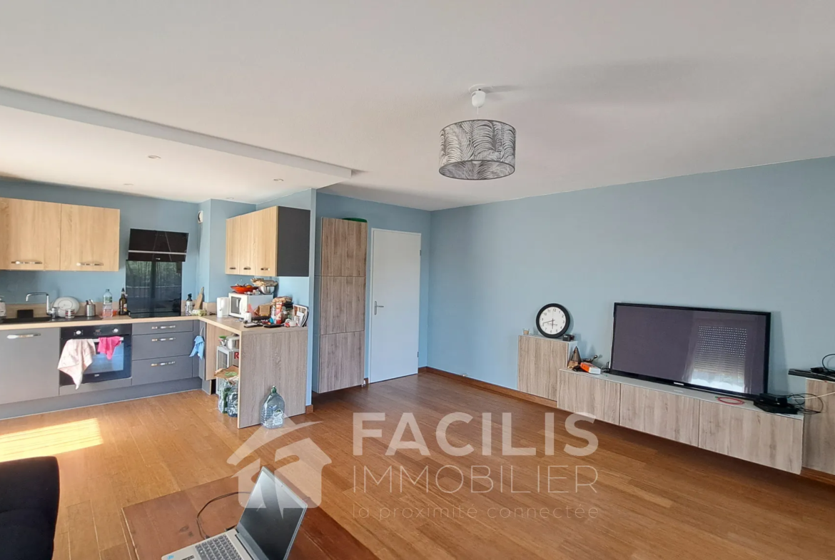 Vente appartement F4 à Draguignan avec terrasse, parking et garage 