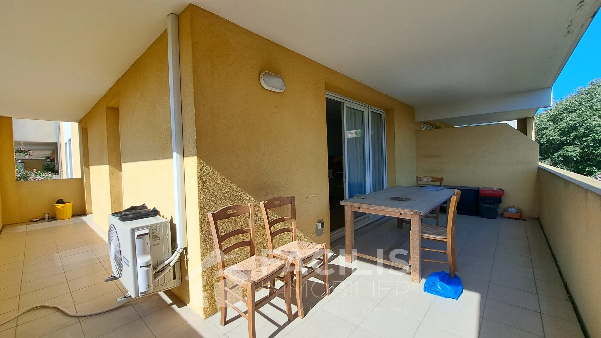 Vente appartement F4 à Draguignan avec terrasse, parking et garage 