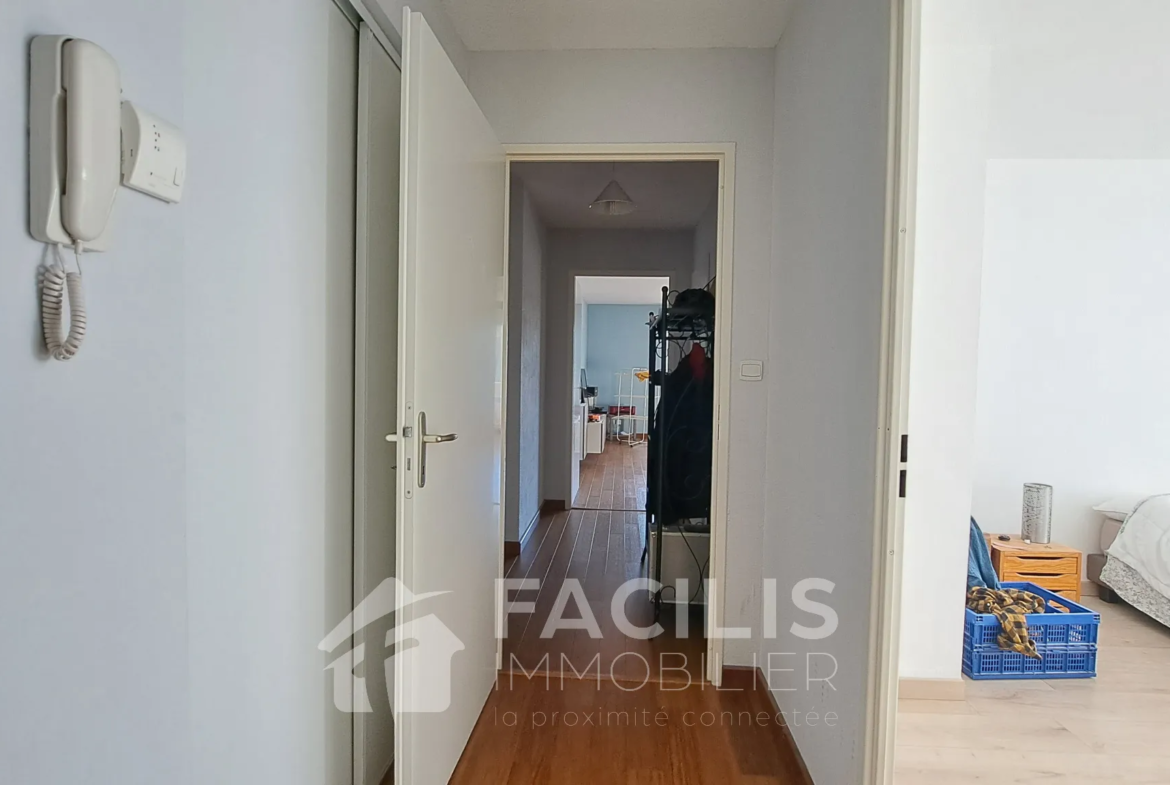 Vente appartement F4 à Draguignan avec terrasse, parking et garage 