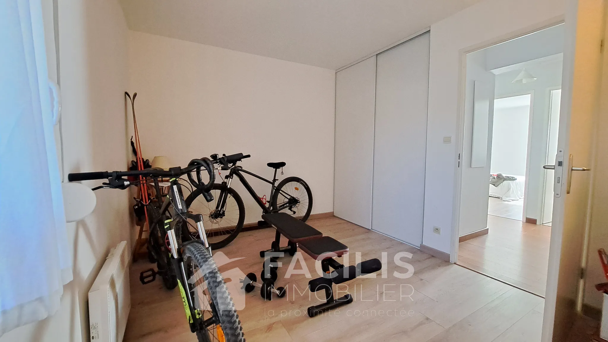 Vente appartement F4 à Draguignan avec terrasse, parking et garage 