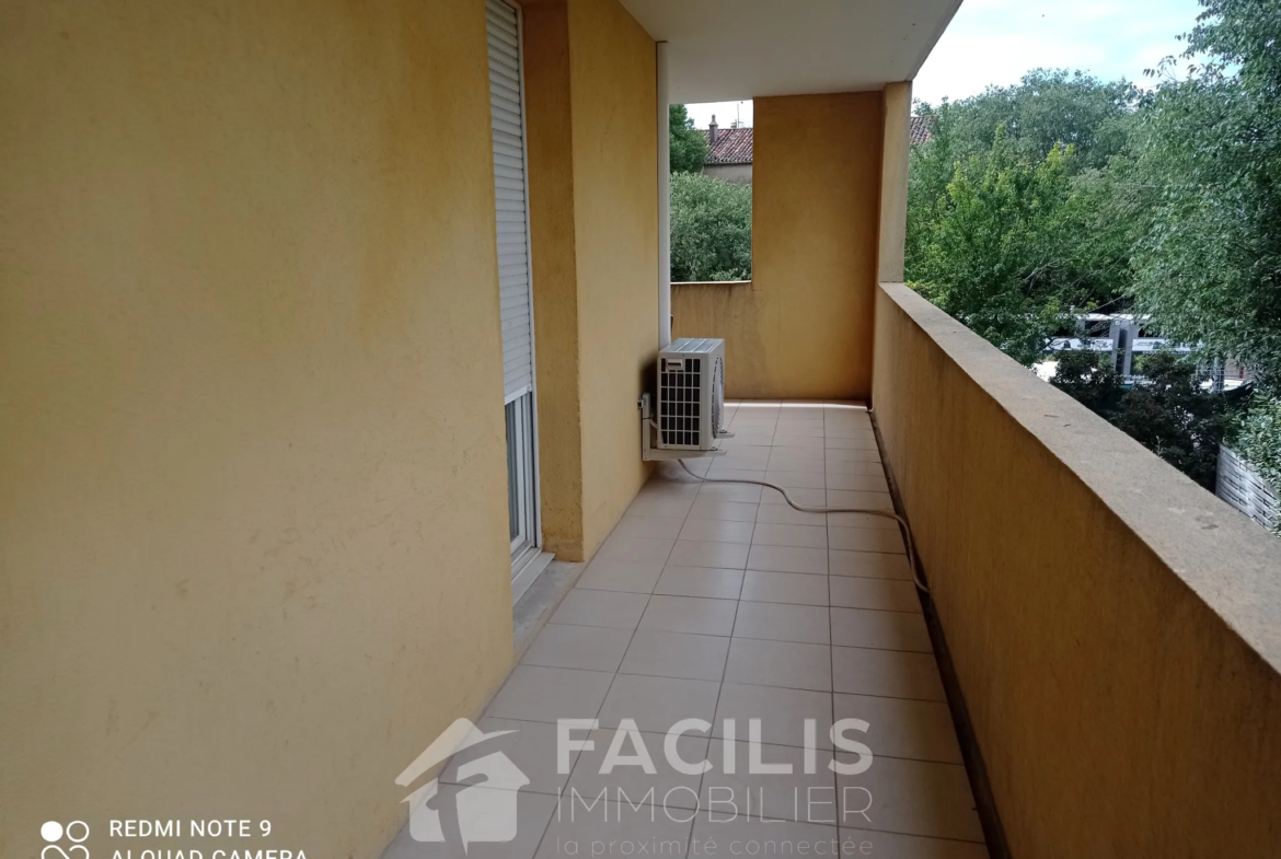 Vente appartement F4 à Draguignan avec terrasse, parking et garage 