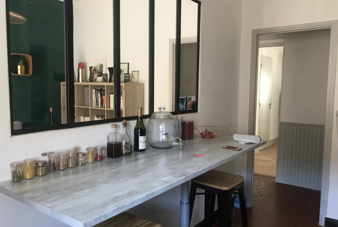 À vendre : Charmant appartement F2 en plein cœur d'Avignon 