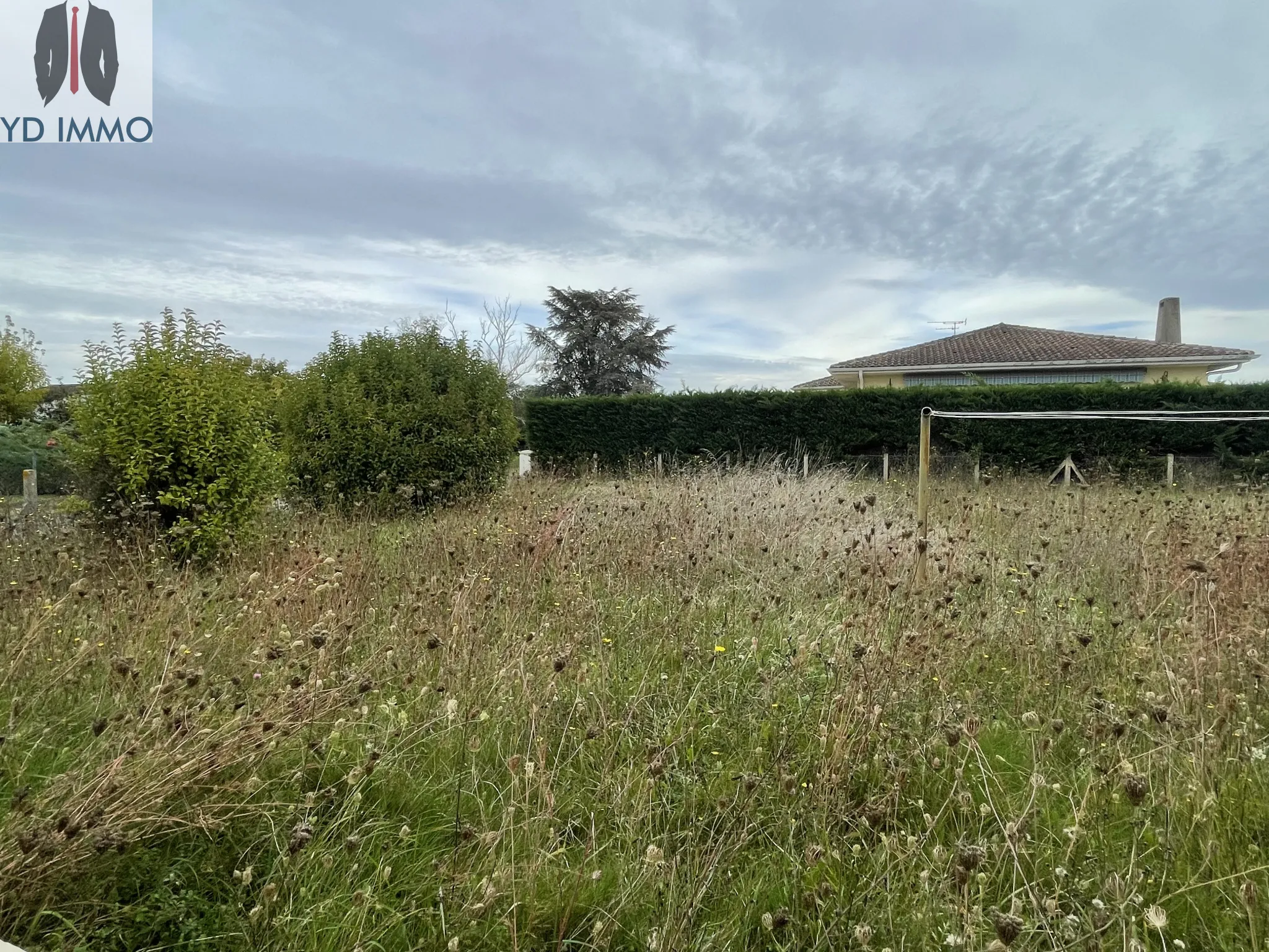 Maison à rénover à Cadillac sur Garonne - Proche commodités avec jardin 