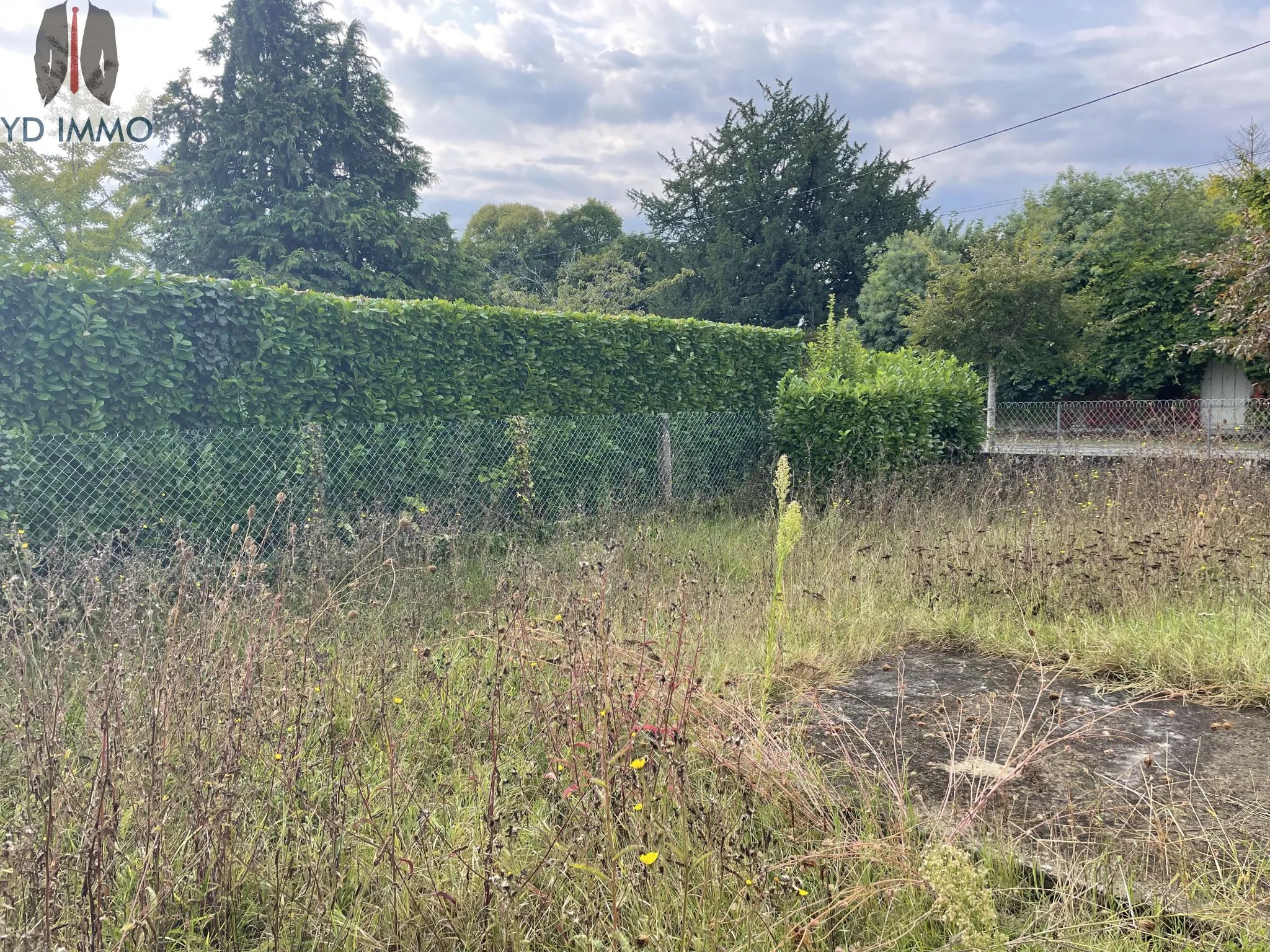 Maison à rénover à Cadillac sur Garonne - Proche commodités avec jardin 