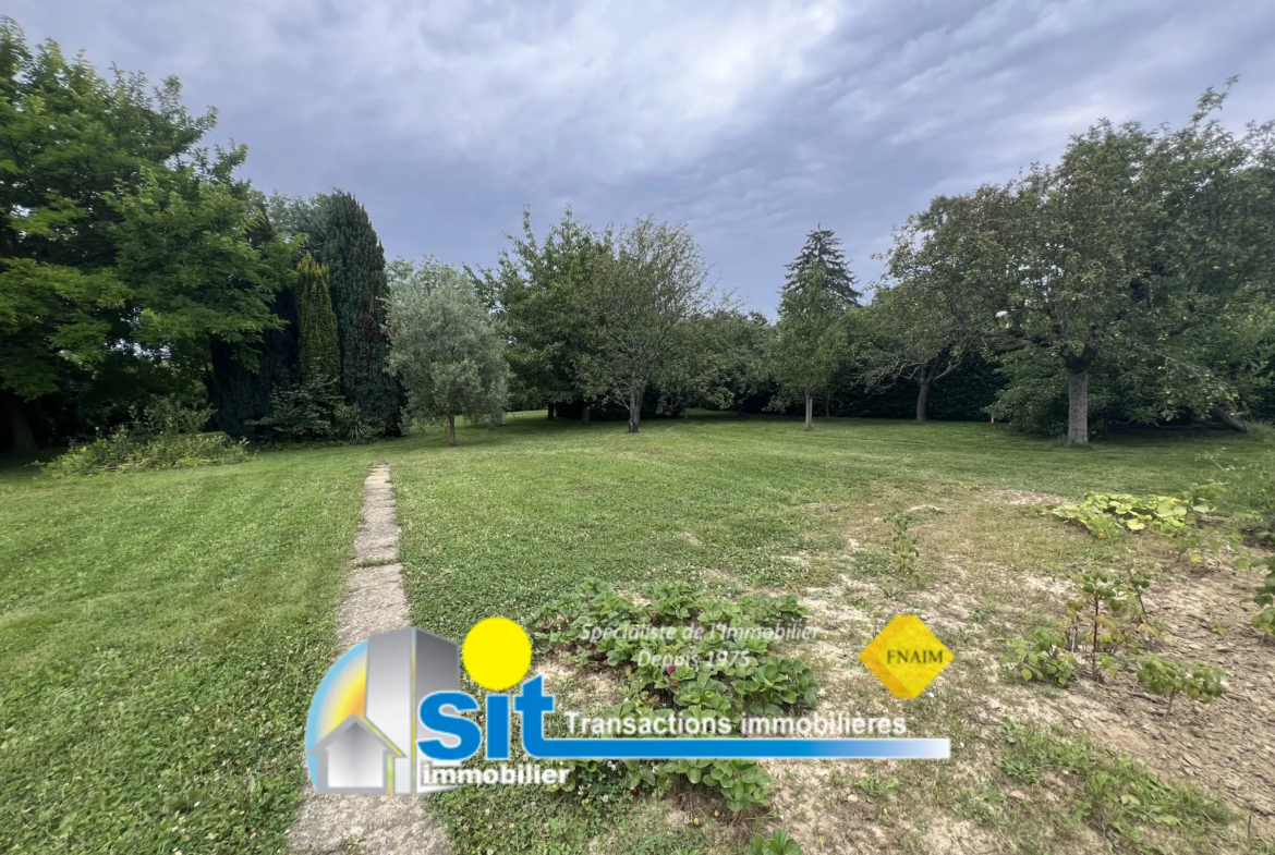 Vente Terrain Constructible de 800 m² à LES COTES D'AREY, Vienne 