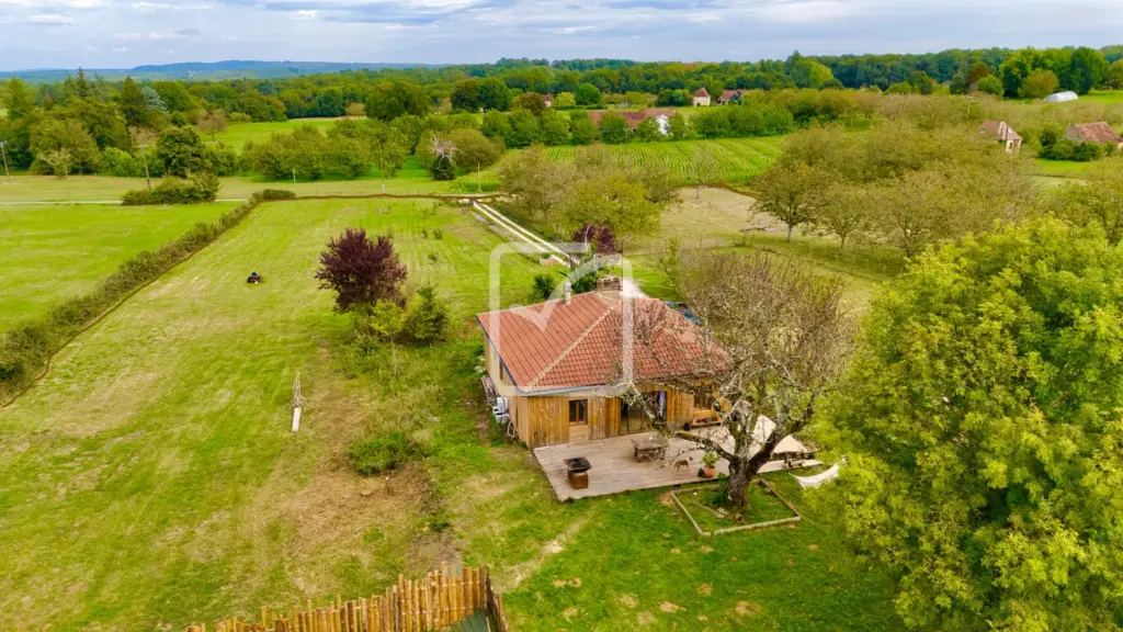 Pavillon exclusif proche de Gourdon sur 12000m2 à vendre