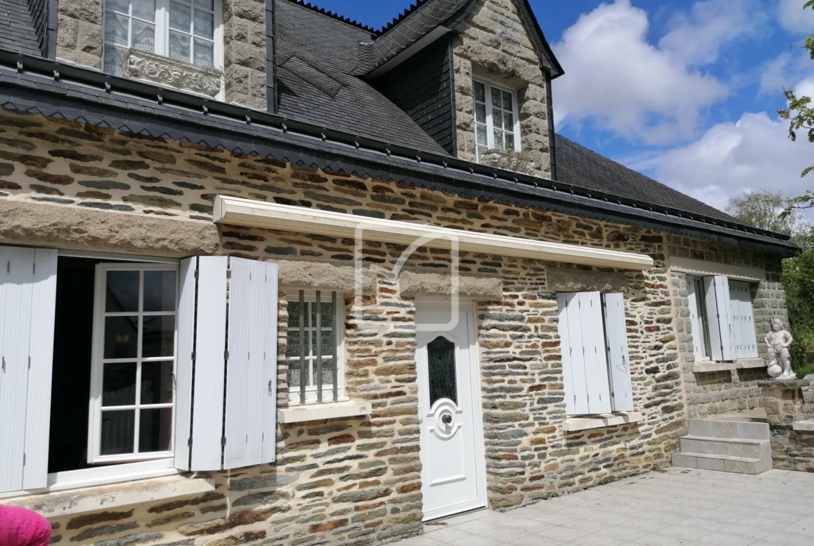 Maison en pierre 137 m2 à La Chapelle Caro - Vente 