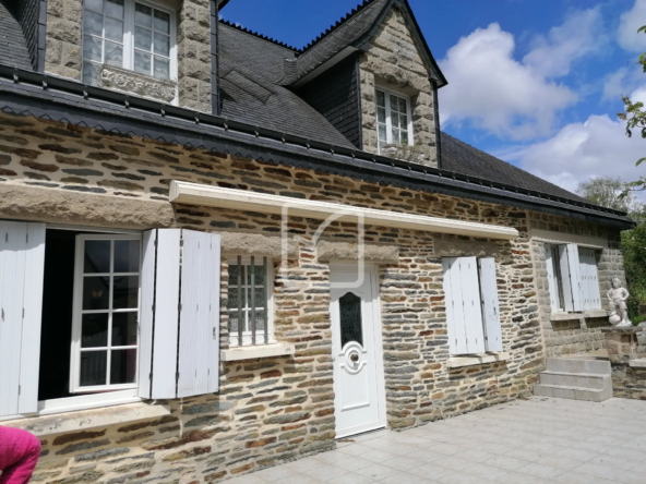 Maison en pierre 137 m2 à La Chapelle Caro - Vente