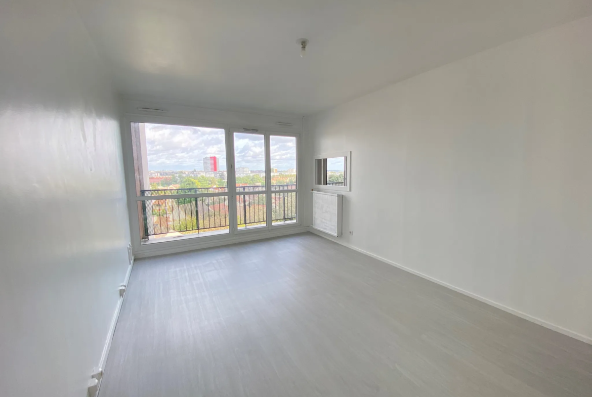 À vendre : Appartement T2 lumineux à Viry-Châtillon avec vue sur la tour Eiffel 