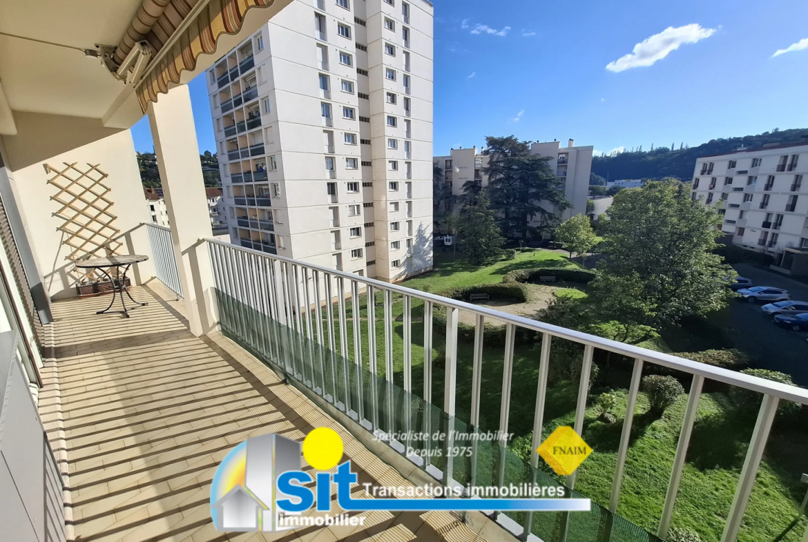 Appartement T4 lumineux avec balcon à Vienne 