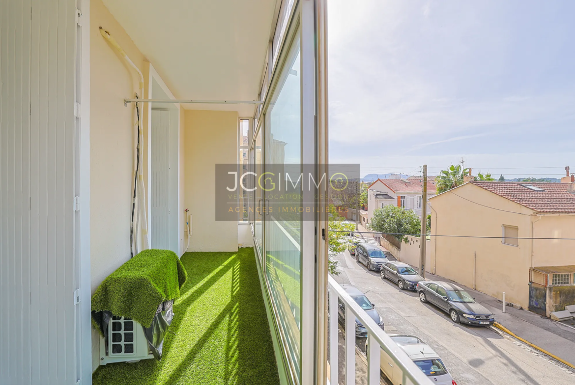 Appartement T3 rénové de 80 m² à Toulon Claret 