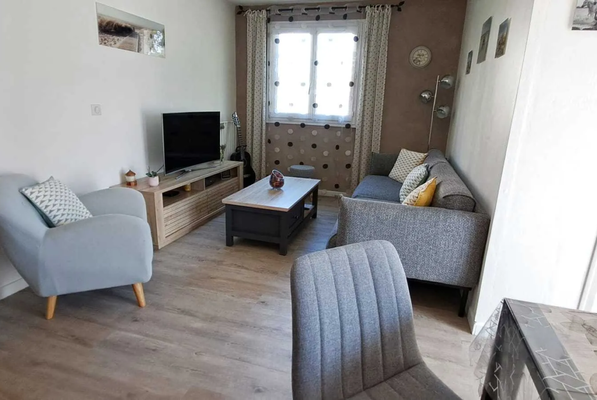 Appartement rénové de type 4 à Aix-en-Provence - 299 900 € 