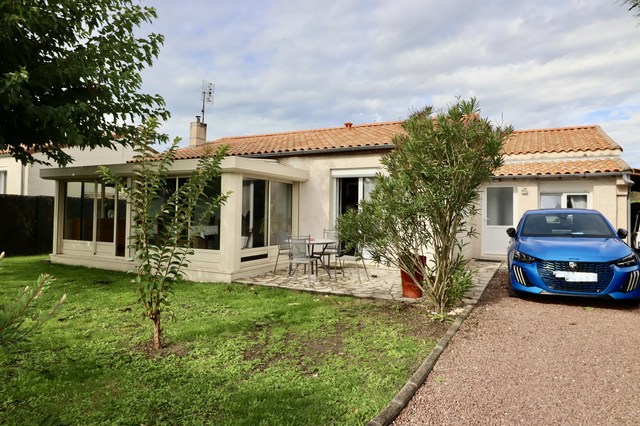 Maison de plain-pied à vendre à Cozes - 280000€ 