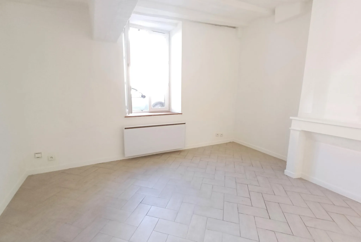 Appartement 2 pièces à Épernon - Idéal Investisseur ! 