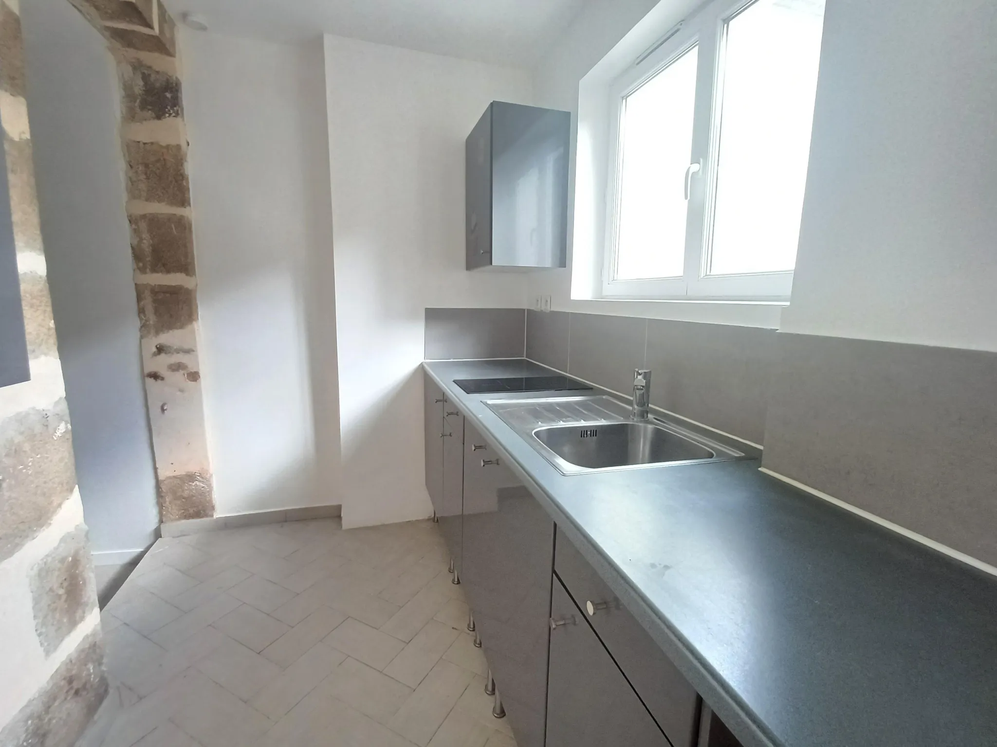 Appartement 2 pièces à Épernon - Idéal Investisseur ! 