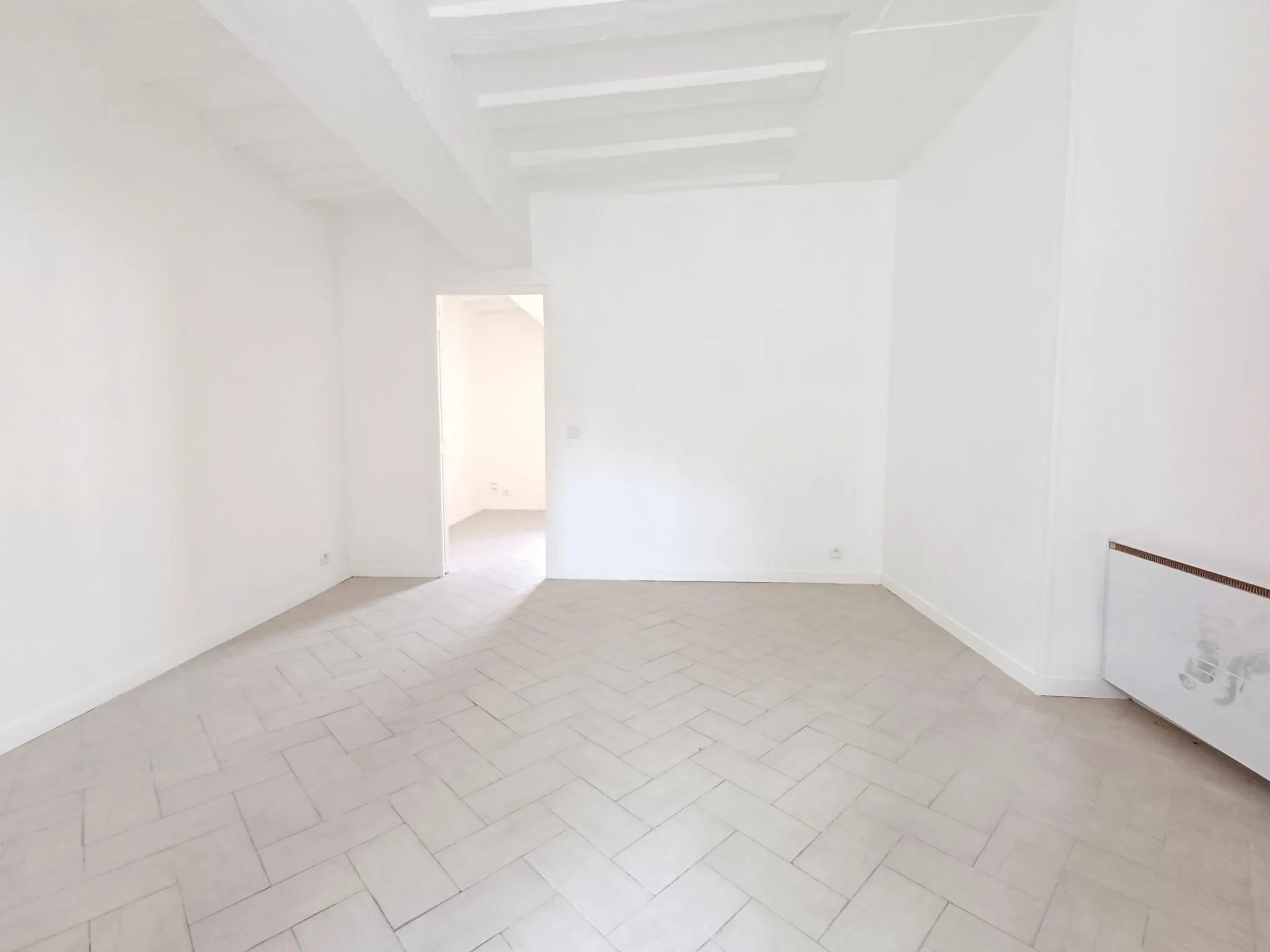 Appartement 2 pièces à Épernon - Idéal Investisseur ! 