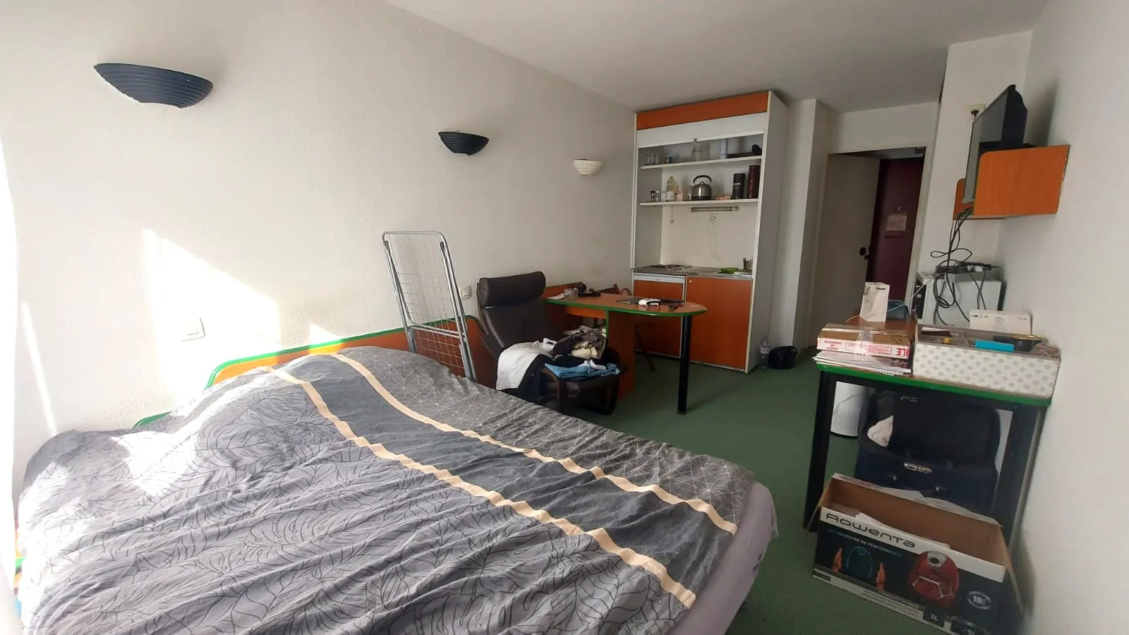 À vendre : Appartement T1 de 17,63 m² à Cergy avec bail en cours 