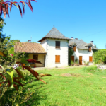 Belle Maison Auvergnate en Pierre à Vendre à Aurillac