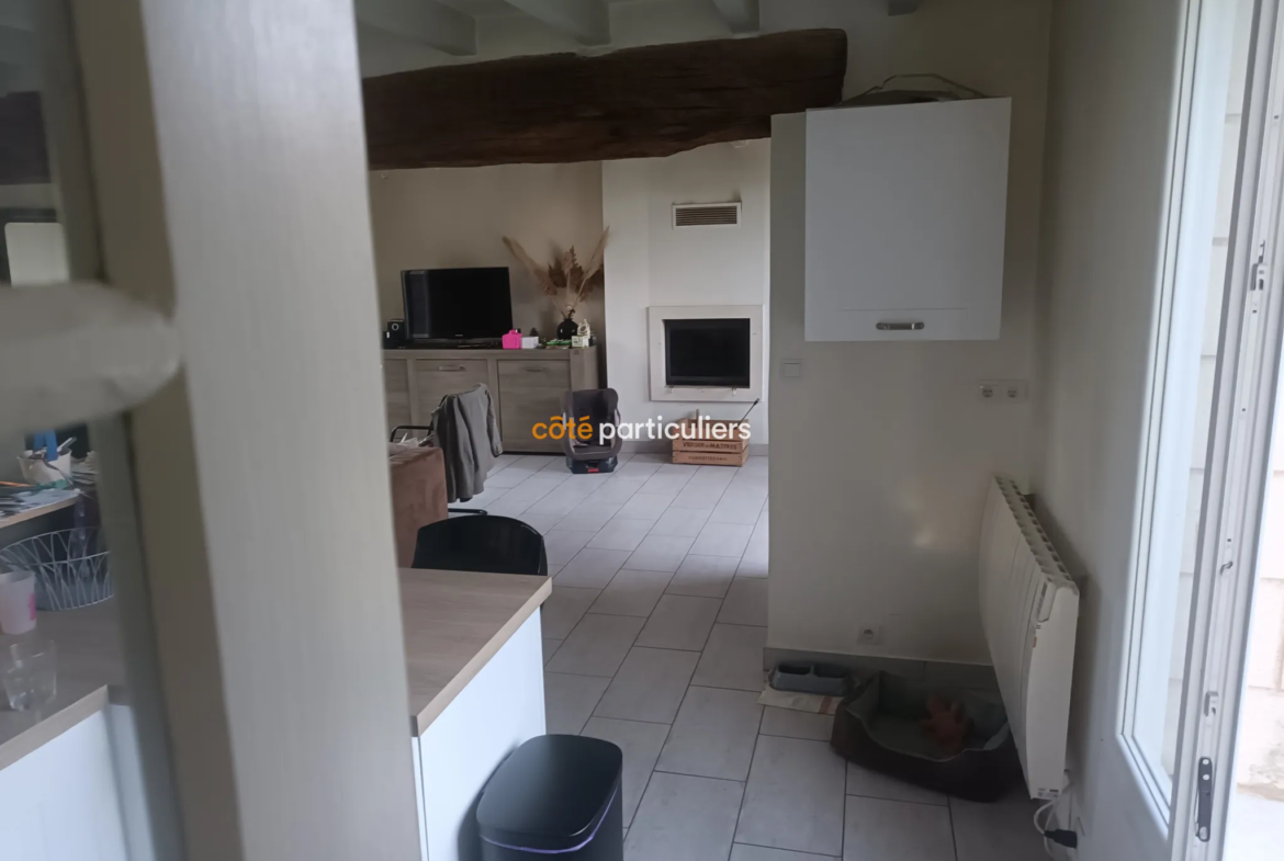 Longère à vendre à Louans, 2 chambres, calme et proximité Tours 