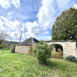 Corps de ferme historique à vendre à La Dornac