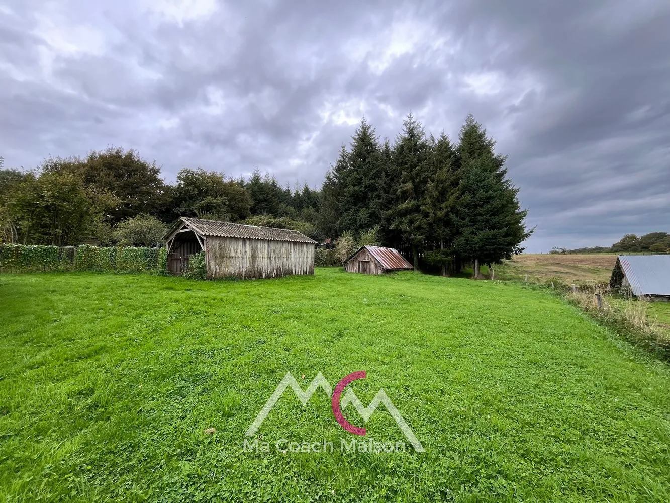 Maison à rénover des années 50 à Nivillac sur 1539 m² de terrain 