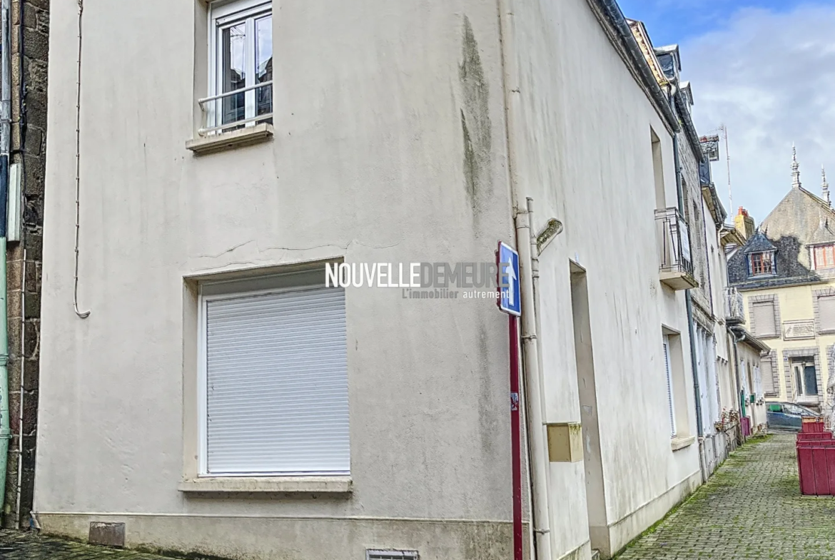 Maison de bourg à Antrain - 60 m² - 44 900 € 