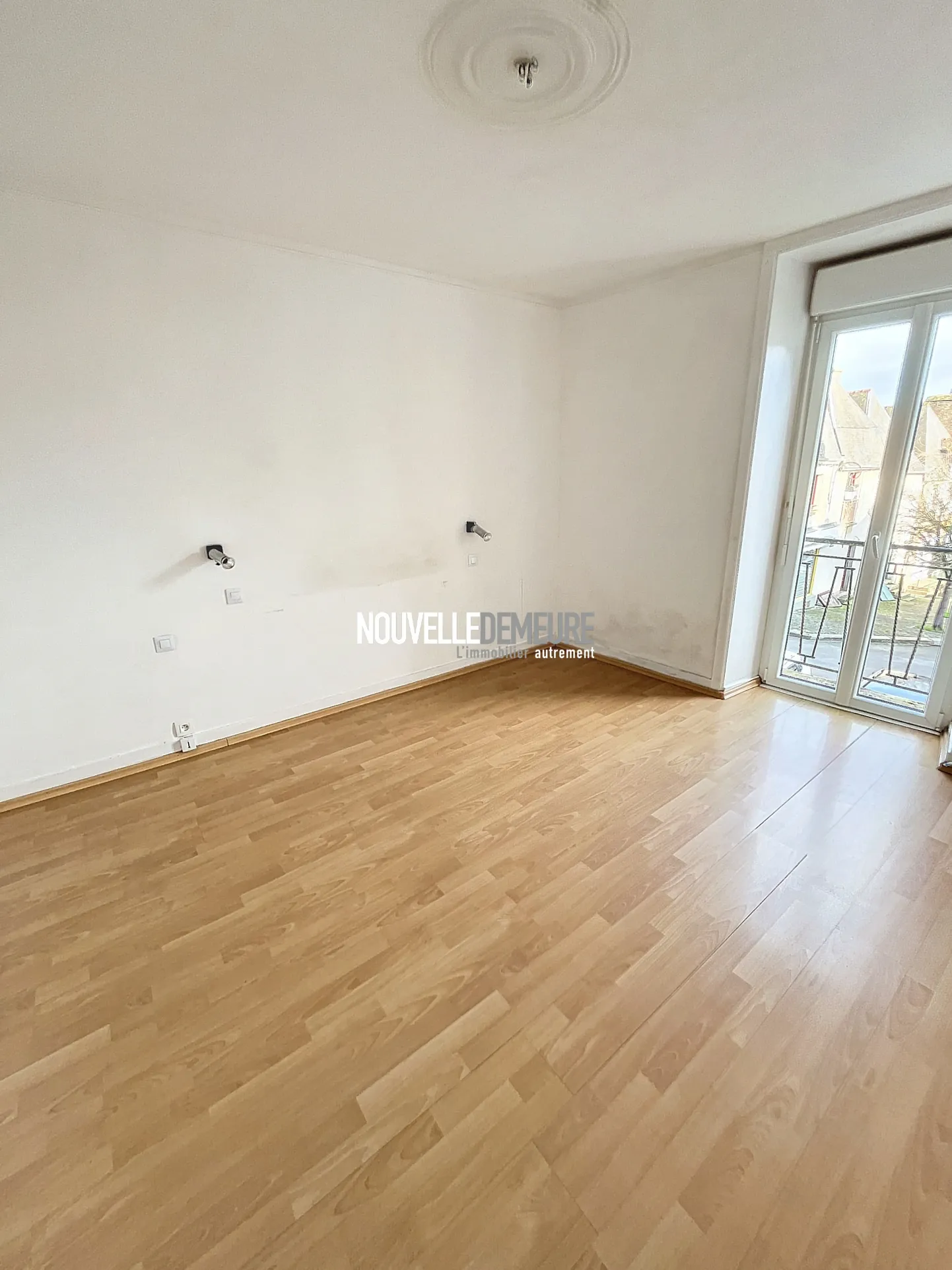 Maison de bourg à Antrain - 60 m² - 44 900 € 