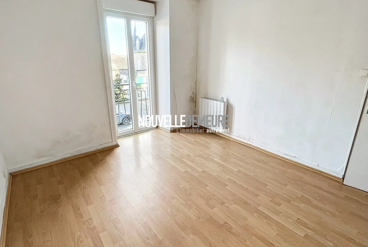 Maison de bourg à Antrain - 60 m² - 44 900 € 