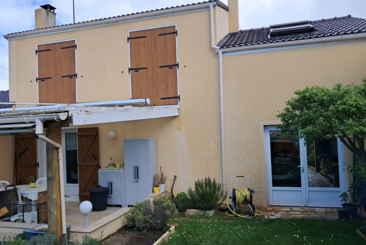 Maison indépendante en viager occupé à Lesigny - 135 m² 