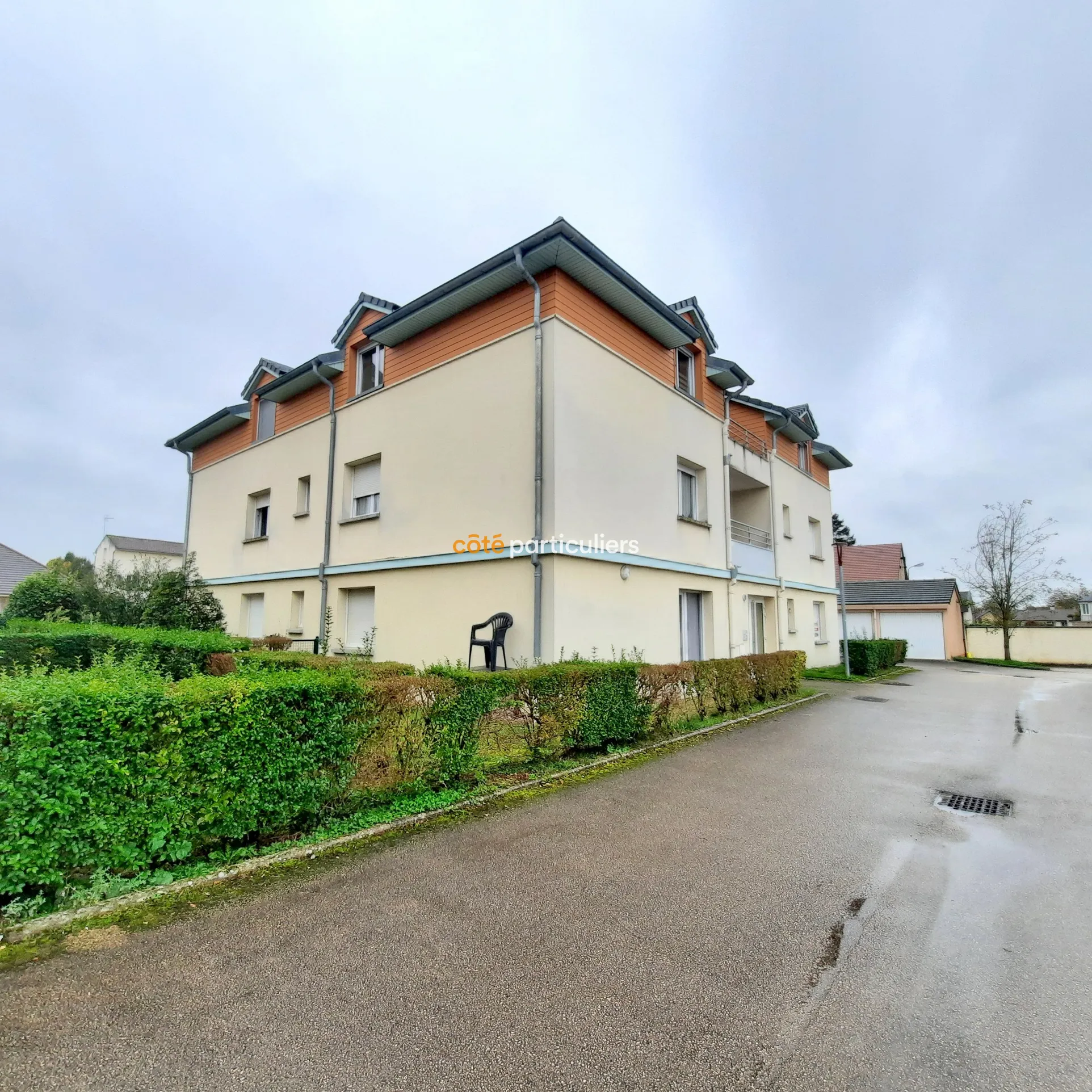 Appartement T4 avec balcon au 1er étage à Foucherans 