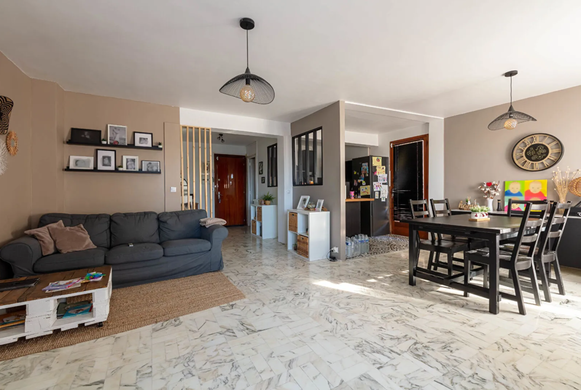 À vendre : Appartement T5 spacieux à Toulon Ouest - 99,1 m² 