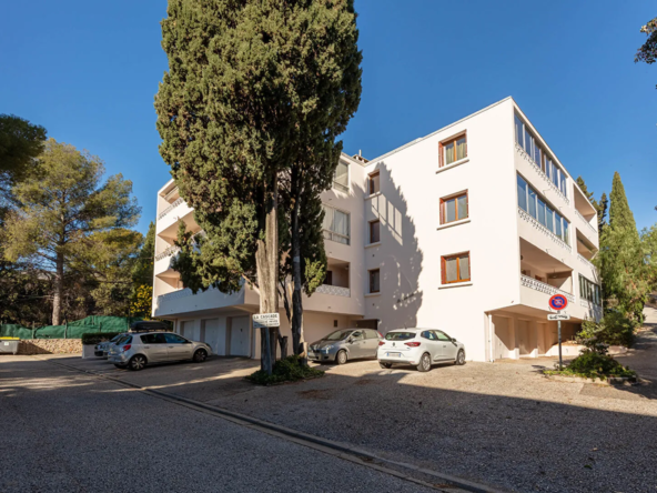 À vendre : Appartement T5 spacieux à Toulon Ouest - 99,1 m²