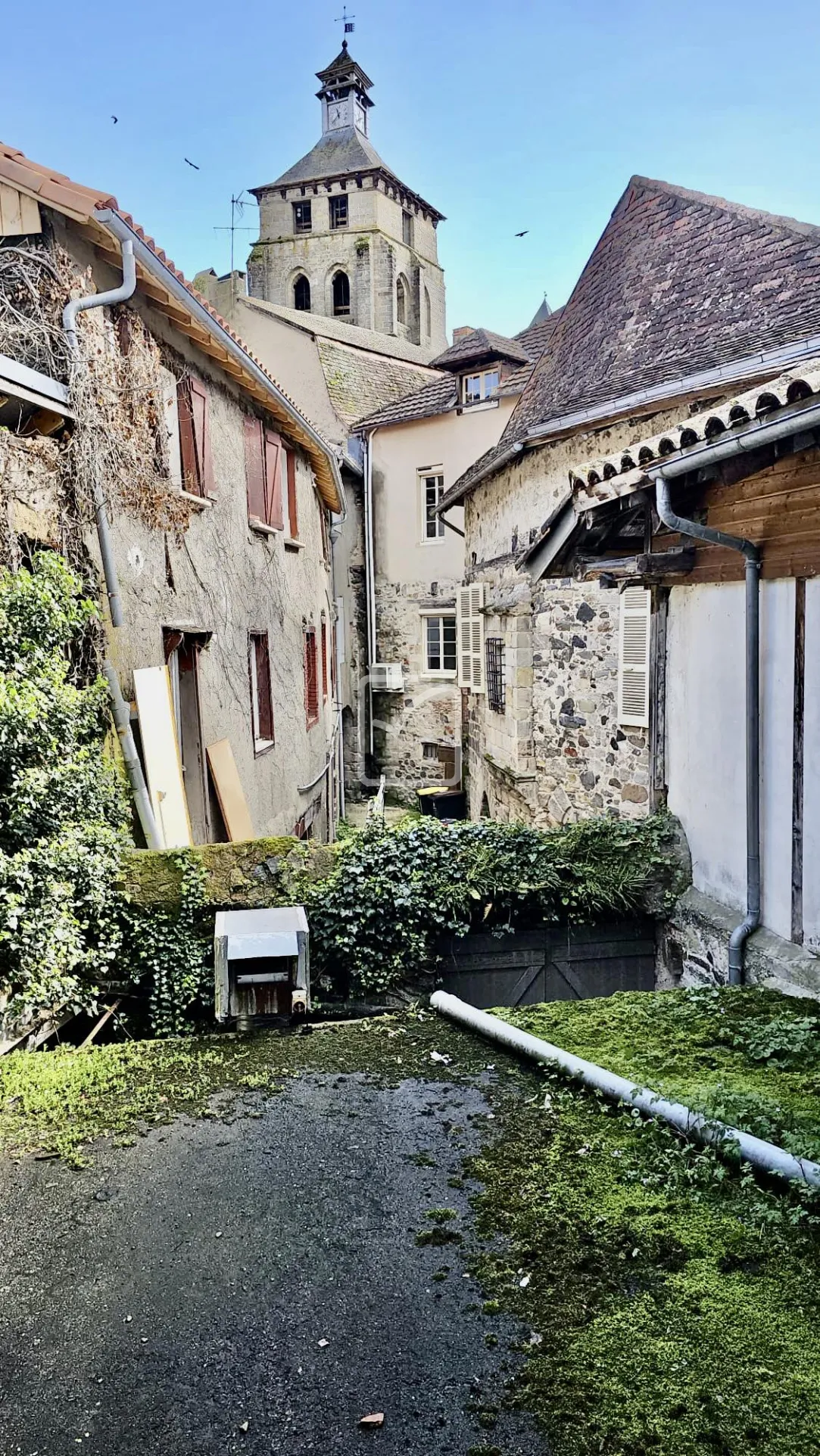 Immeuble à vendre au cœur de Beaulieu-sur-Dordogne 