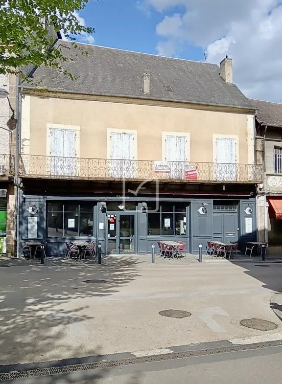 Immeuble à vendre au cœur de Beaulieu-sur-Dordogne 