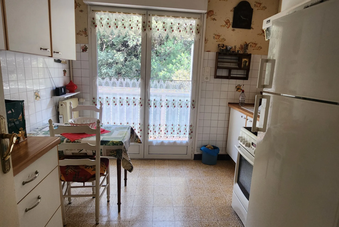 Appartement T2 traversant plein SUD à Amélie-les-Bains-Palalda 