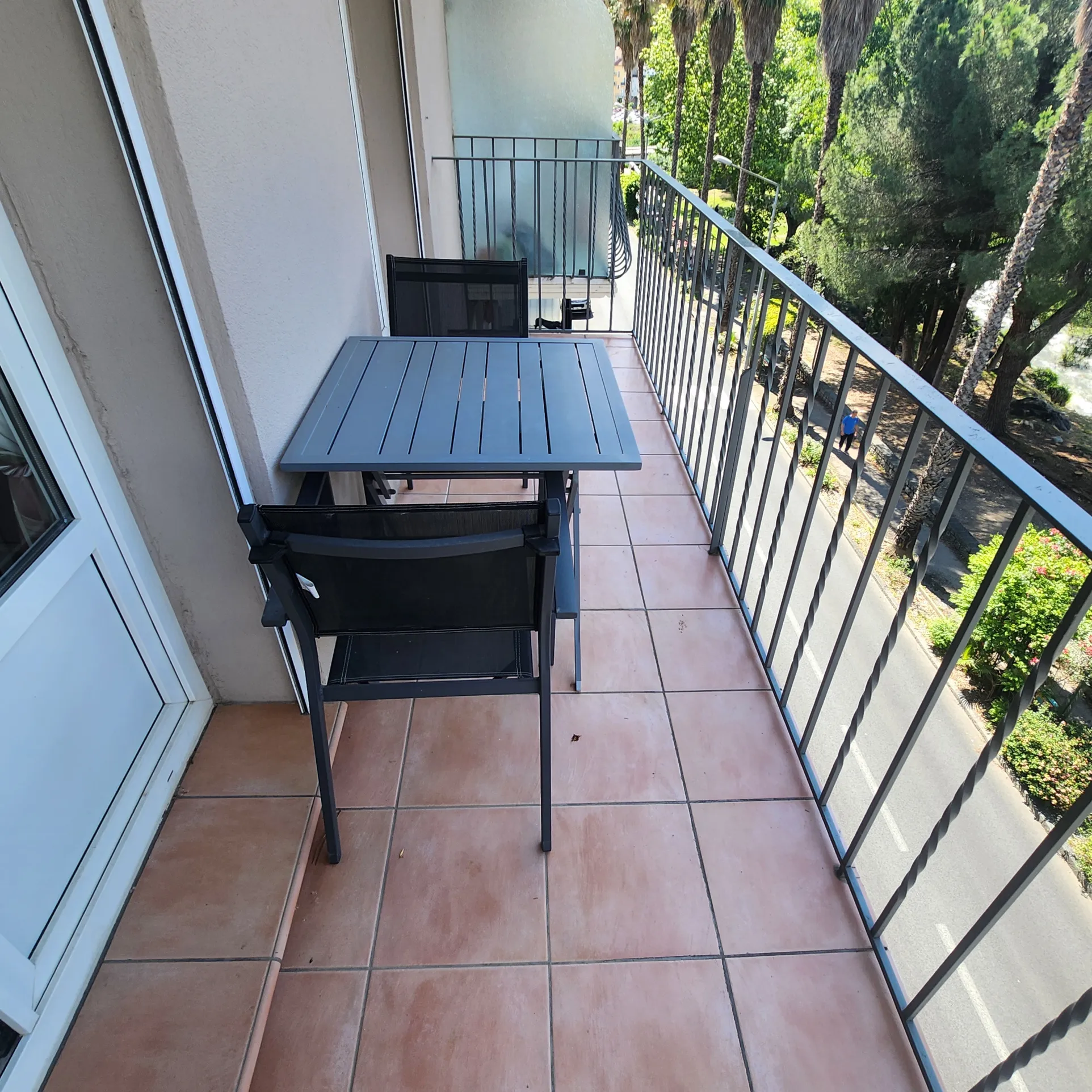 Appartement T2 traversant plein SUD à Amélie-les-Bains-Palalda 