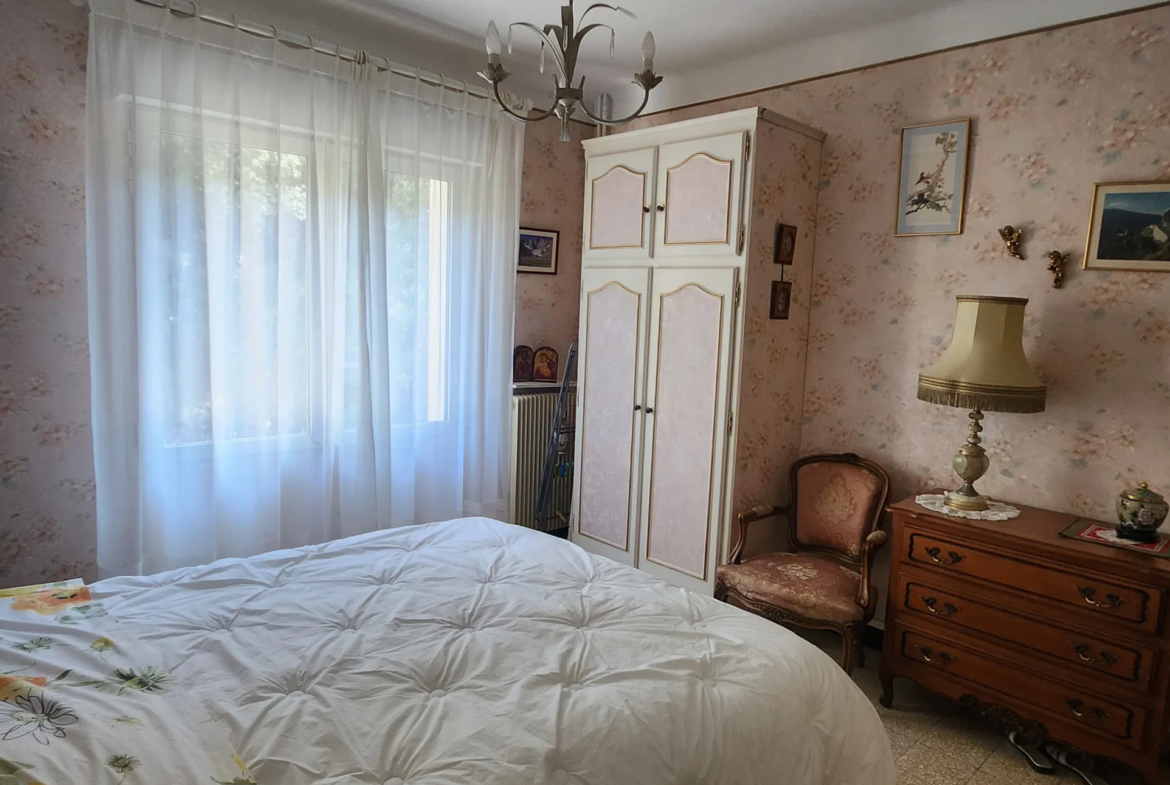 Appartement T2 traversant plein SUD à Amélie-les-Bains-Palalda 