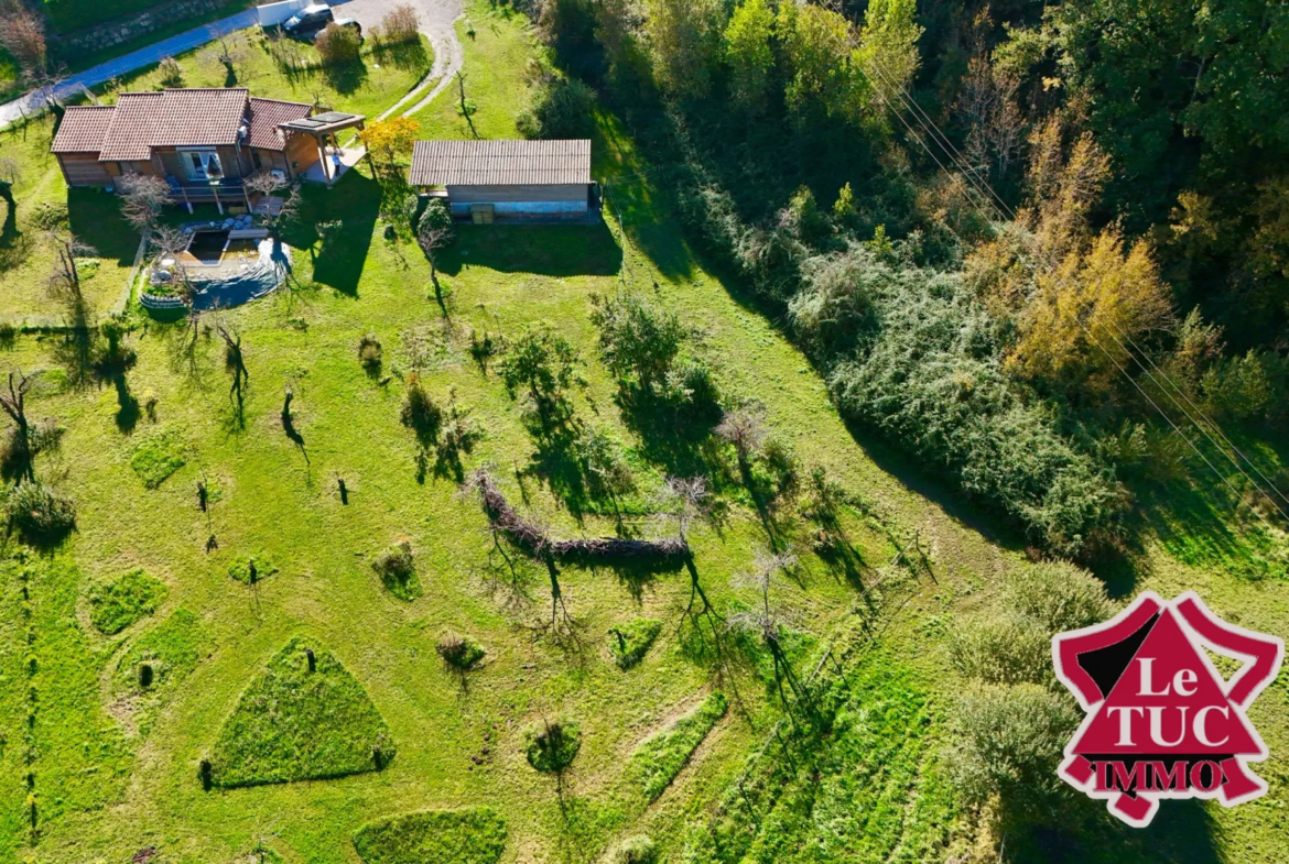 Maison écologique 2 chambres à Villeneuve-sur-Lot avec 3,5 ha de terrain et piscine naturelle 