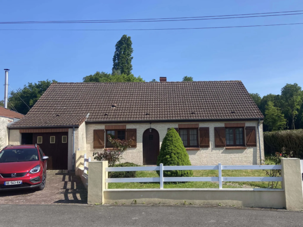 Maison de plain-pied à vendre à Rousies avec jardin et garage