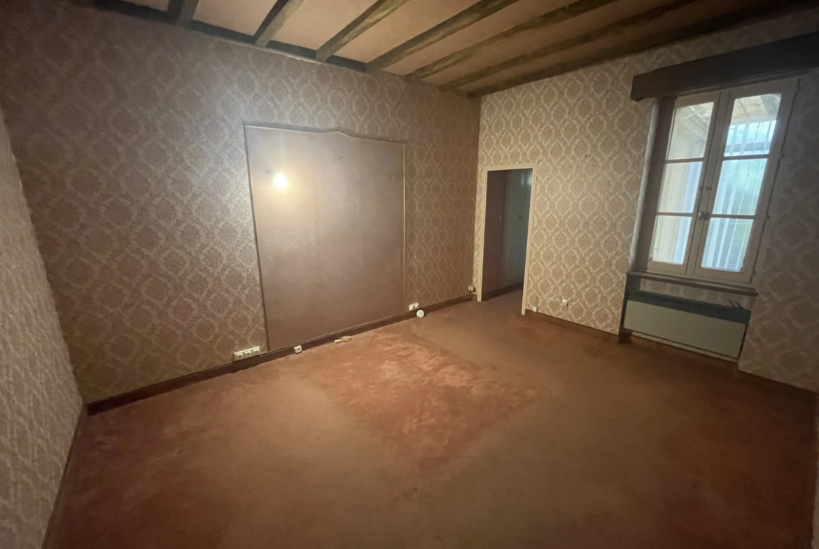 Maison de Bourg à Genneteil - 98 m² Habitables 