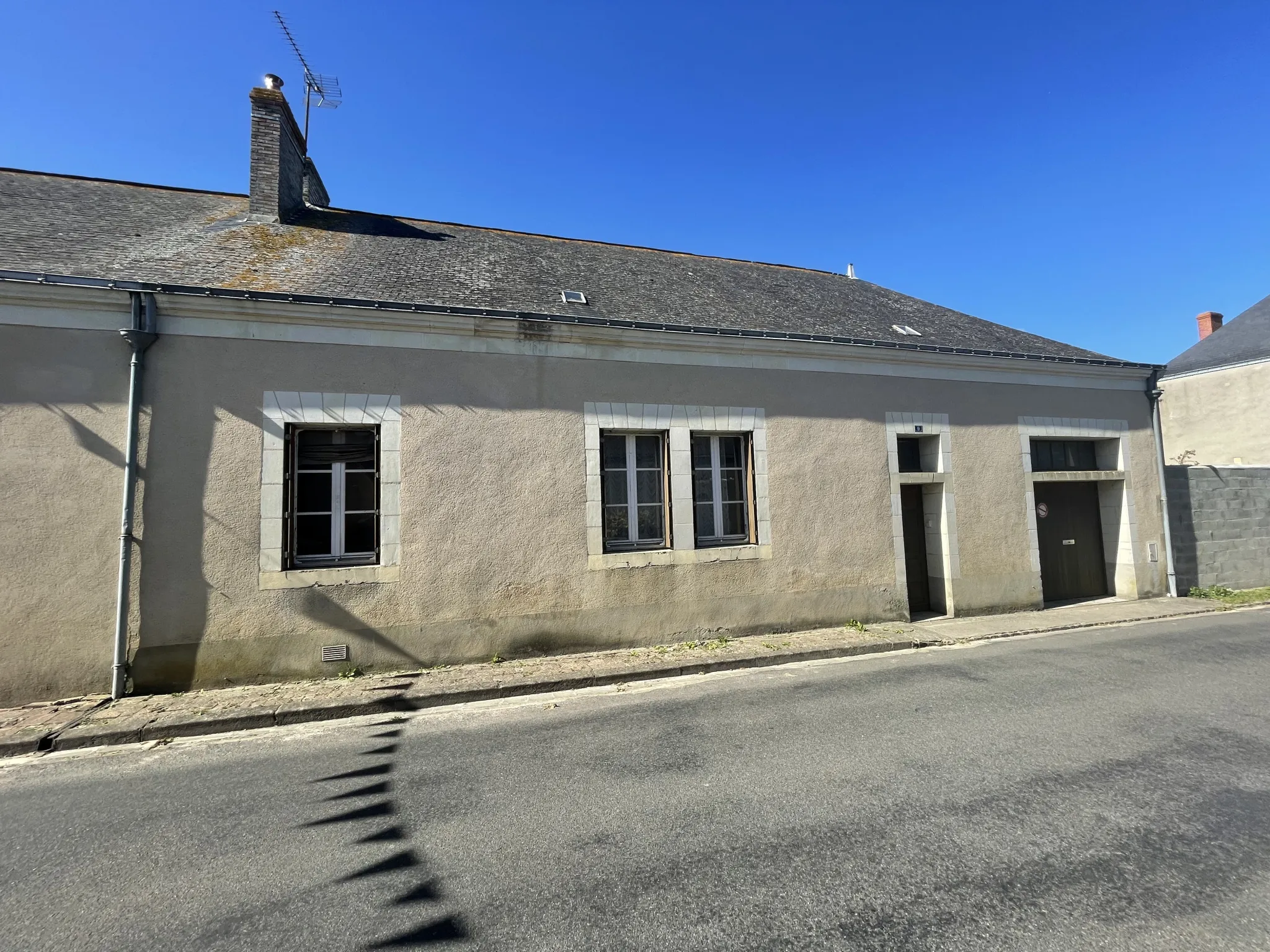 Maison de Bourg à Genneteil - 98 m² Habitables 