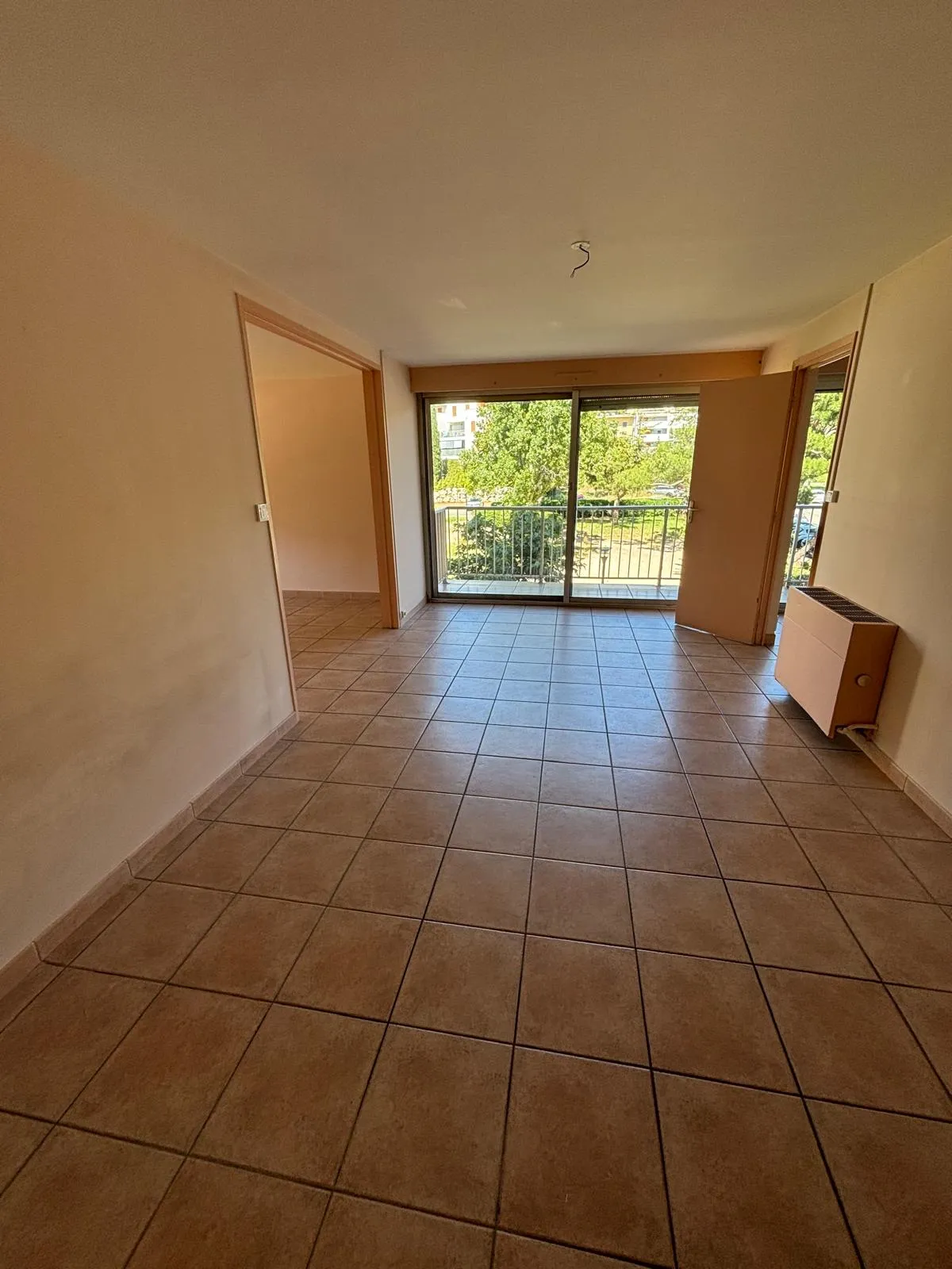 Vente Appartement Type 4 à Vitrolles - TOUR CAMARGUE 