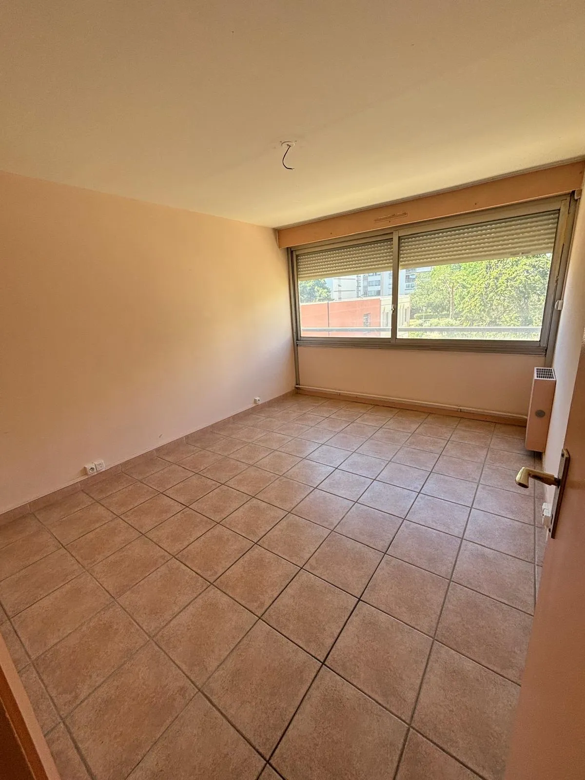 Vente Appartement Type 4 à Vitrolles - TOUR CAMARGUE 