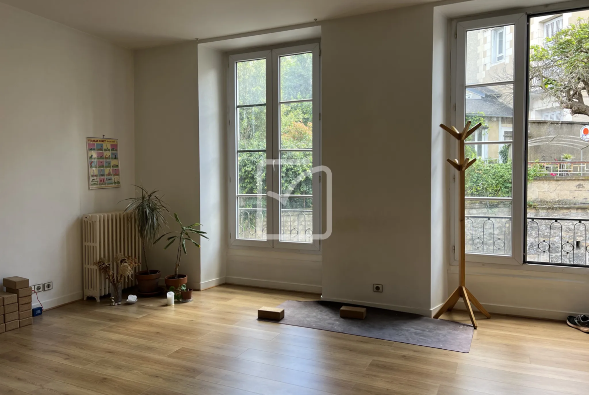 Appartement Type 3 à Poitiers Centre - 102 m² - 210 000 € 