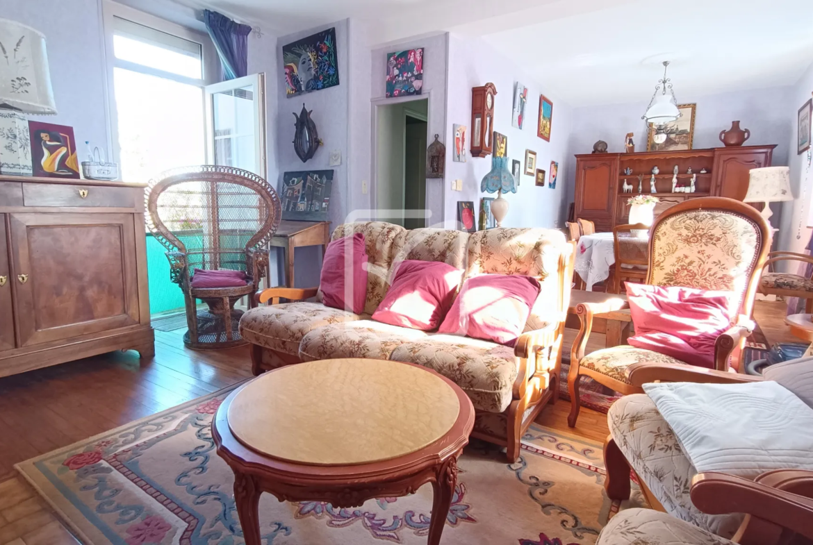 Maison spacieuse et familiale à vendre à Cubjac 