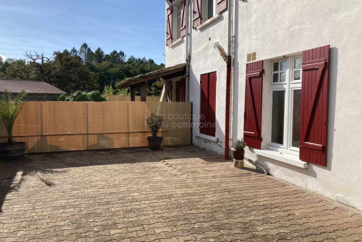 Ancienne auberge avec partie habitation à vendre à Bazas 