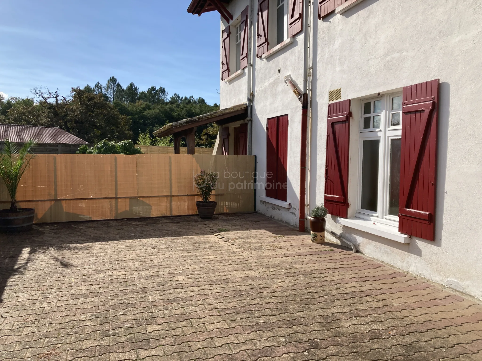 Ancienne auberge avec partie habitation à vendre à Bazas 