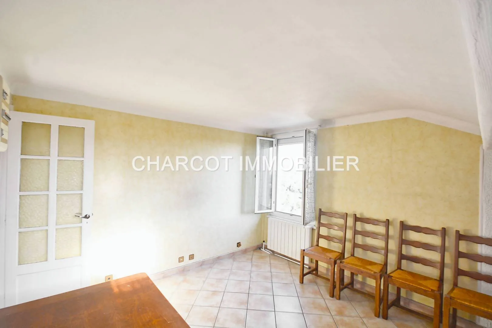 Appartement atypique à Sainte Foy-Lès-Lyon - 70,63 m2 - Type 2 