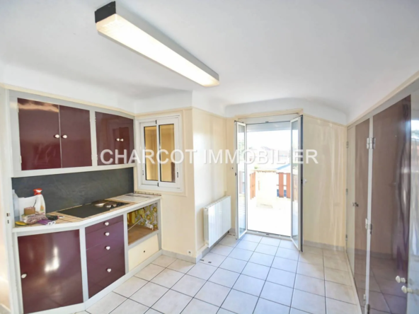 Appartement atypique à Sainte Foy-Lès-Lyon - 70,63 m2 - Type 2